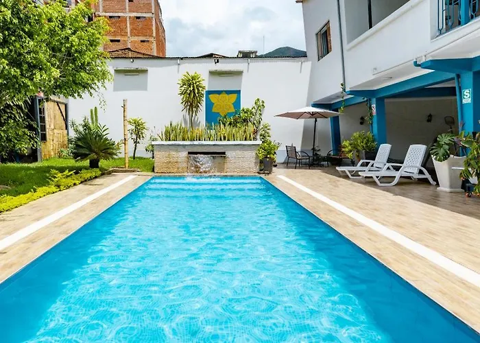 Casa Plaza Bolivar * Quillabamba
